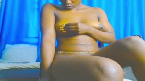 ebonysmilz88 online show from February 11, 9:24 am