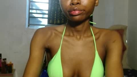 ebonyxxbabe online show from April 1, 3:09 pm