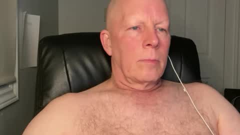 Eddy online show from December 4, 3:09 am