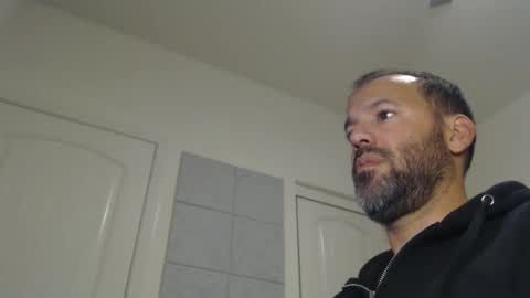 EdgeM online show from December 28, 3:37 am