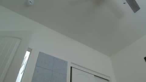 EdgeM online show from February 4, 8:28 pm