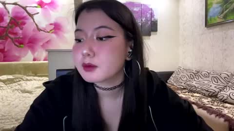 Eri online show from April 13, 6:34 pm