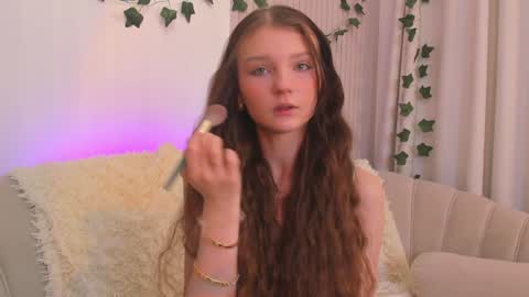 Lisa  online show from February 7, 11:13 pm