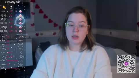 ednaadamse online show from March 3, 8:32 am