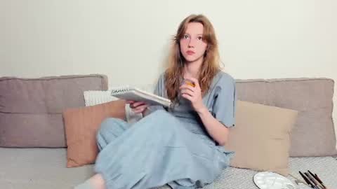 Lucia online show from June 23, 8:00 am