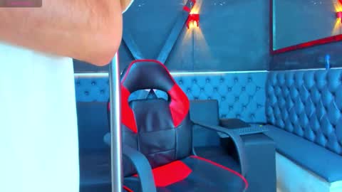 Edward Colleman online show from November 16, 4:36 am