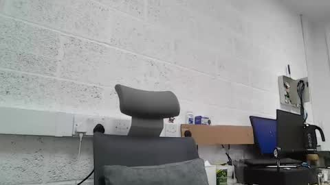 EdM online show from April 10, 9:58 am