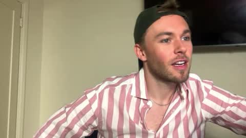 Evan online show from April 17, 10:34 pm