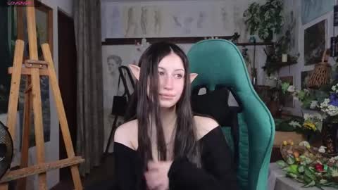 effiemeowley online show from April 23, 9:50 am