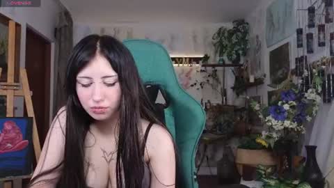 effiemeowley online show from June 20, 9:59 am