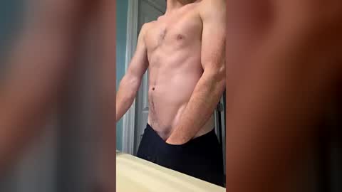 effyisthebest33 online show from August 8, 11:59 pm