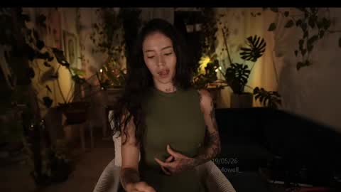 Effy online show from May 20, 1:57 am