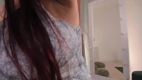 effyrain online show from April 20, 6:33 pm