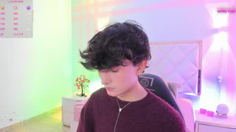 eidan_tay online show from April 7, 7:27 pm