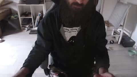 eighthundredeightyeight online show from March 12, 11:47 am