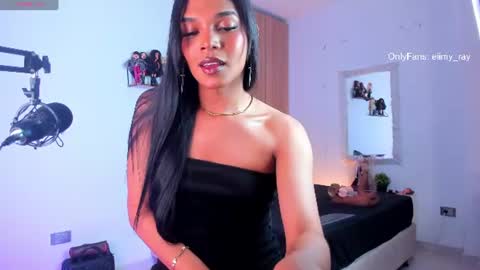 Eiimy ray  online show from July 27, 3:42 pm