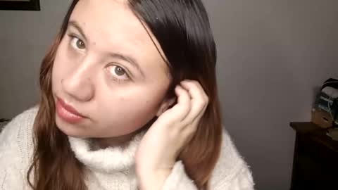 Snapshot of eimy_collin chatting on February 24, 5:11 am EIMY   MODEL INDEPENDENT online show from February 24, 5:11 am