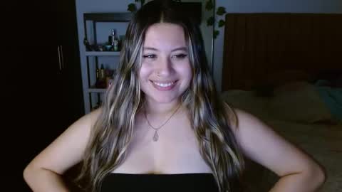 Snapshot of eimy_collin chatting on October 11, 5:01 am EIMY   MODEL INDEPENDENT online show from October 11, 5:01 am