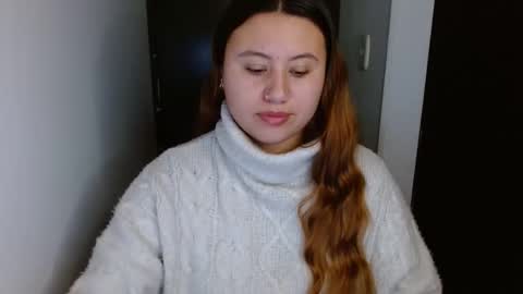 Snapshot of eimy_collin chatting on February 25, 6:14 am EIMY   MODEL INDEPENDENT online show from February 25, 6:14 am