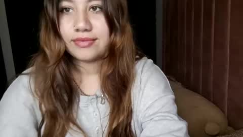 Snapshot of eimy_collin chatting on February 4, 5:31 am EIMY   MODEL INDEPENDENT online show from February 4, 5:31 am