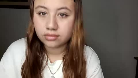Snapshot of eimy_collin chatting on January 7, 4:18 am EIMY   MODEL INDEPENDENT online show from January 7, 4:18 am