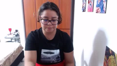 eimy_saenzz online show from November 16, 11:40 pm