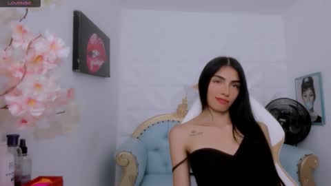 eimy online show from October 23, 5:03 pm