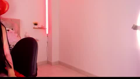 eimyy_rouse online show from February 16, 8:07 pm