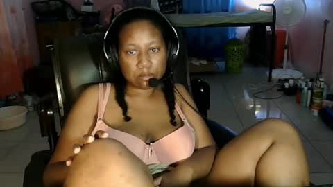 Eirondra Valeen online show from March 4, 11:46 pm