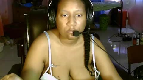 Eirondra Valeen online show from March 13, 10:35 pm