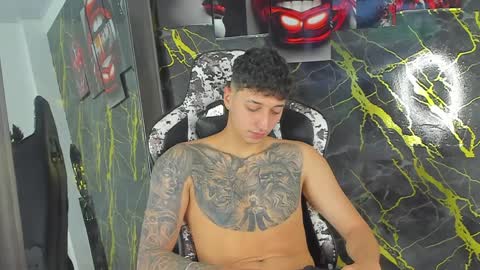 Eithan online show from March 25, 2:02 pm