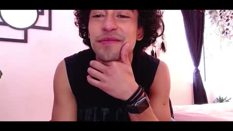 xoxo online show from January 5, 10:02 pm