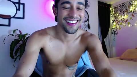 xoxo online show from March 30, 11:38 pm