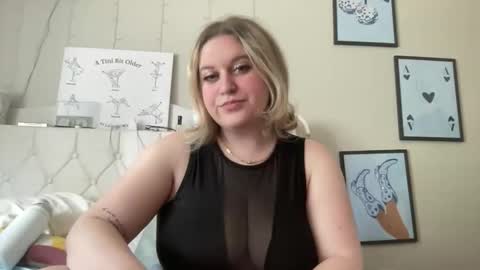ekl22 online show from June 4, 6:03 pm