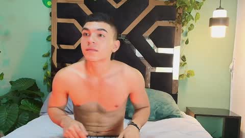 jonathan online show from May 28, 7:01 pm