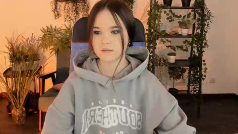 Your sweet girl online show from December 14, 10:27 pm