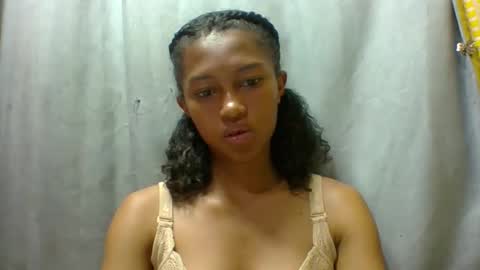 elaliealdy online show from October 15, 5:54 am