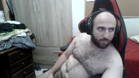 elamordeyuli online show from April 20, 1:47 pm