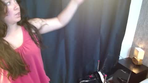 elamurray online show from November 29, 4:09 am