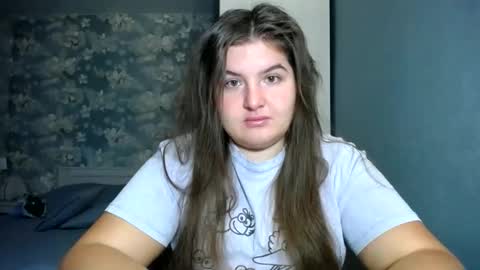 Elanis online show from November 8, 1:14 pm