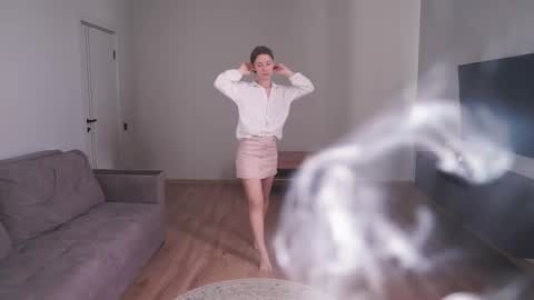 ELA 3 online show from March 7, 6:24 am