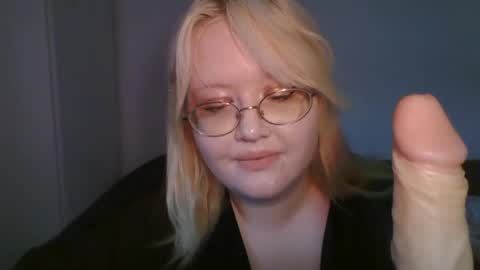 elayne_sweet online show from April 21, 6:20 am