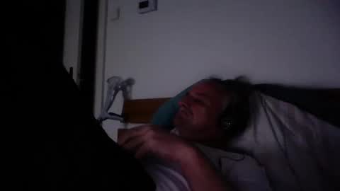 elcretinmo online show from November 2, 3:28 am