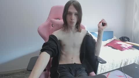 eleganc3 online show from February 24, 8:17 am