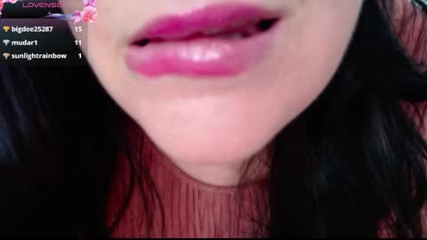 Snapshot of elenatroyy chatting on October 6, 8:48 pm ElenaTroyy online show from October 6, 8:48 pm
