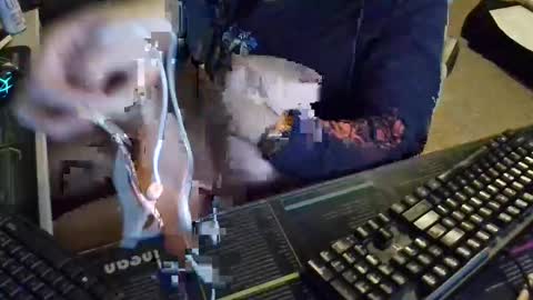 Eric online show from January 5, 2:49 am