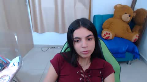 agnes online show from February 25, 6:55 pm