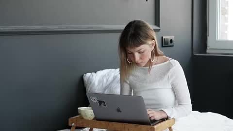 Eleonora online show from September 17, 11:57 am