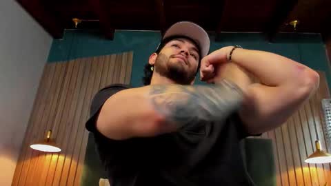 Elian online show from December 21, 5:41 pm