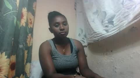 eliannee online show from December 5, 8:13 am